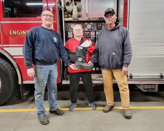 Marty Lee partners with Wautoma Fire Department to raise funds for new tanker truck